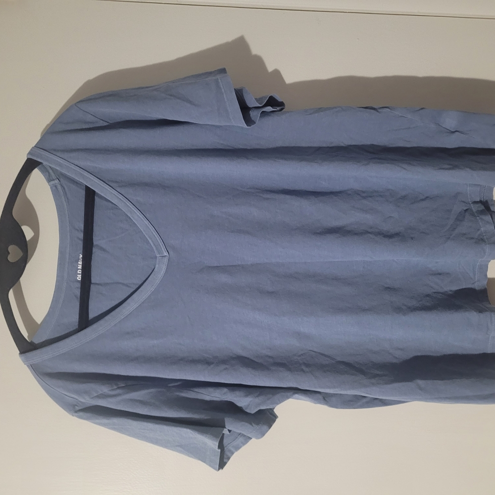 Old Navy Light Blue V-Neck Women's Tee